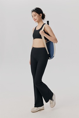 comprar Conjunto de leggings de yoga acampanadas acanaladas de color morado claro y sujetador deportivo para mujer para entrenamiento y ropa deportiva online manufacture