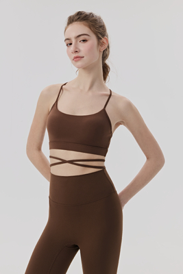 acheter Brassière de sport noire à bretelles croisées pour le yoga et le fitness, haut de sport respirant en mélange de nylon online manufacture