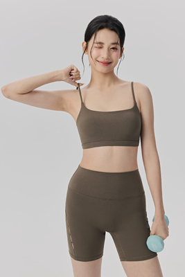 Αγορά Καφέ νάιλον Spandex High-Waisted Biker Shorts με πλευρικές κοψίματα για γιόγκα και γυμναστήριο προπονήσεις online manufacture