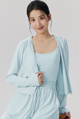 Mua Áo khoác hoodie có khóa kéo cropped màu kem, chống tia UV 50+, vải nhẹ thoáng khí cho yoga và mặc hàng ngày online manufacture